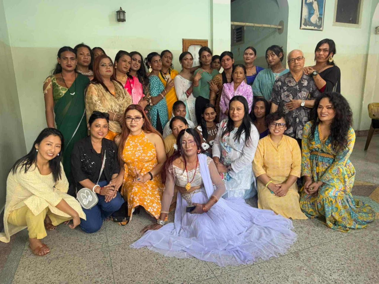 एलजीबीटीक्यूआई समुदायका लागि मेकअप तालिम सम्पन्न