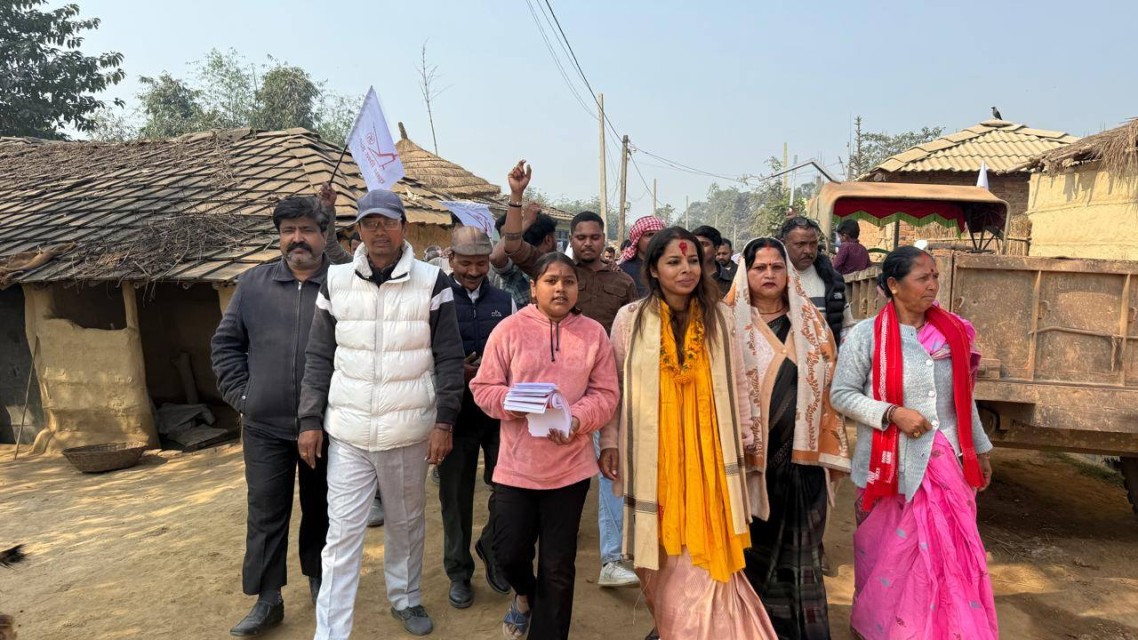 राप्रपा उम्मेदवार विना जयसवाल कुर्मीको घरदैलो: 'हिन्दु राष्ट्र र विकास' मुख्य एजेन्डा