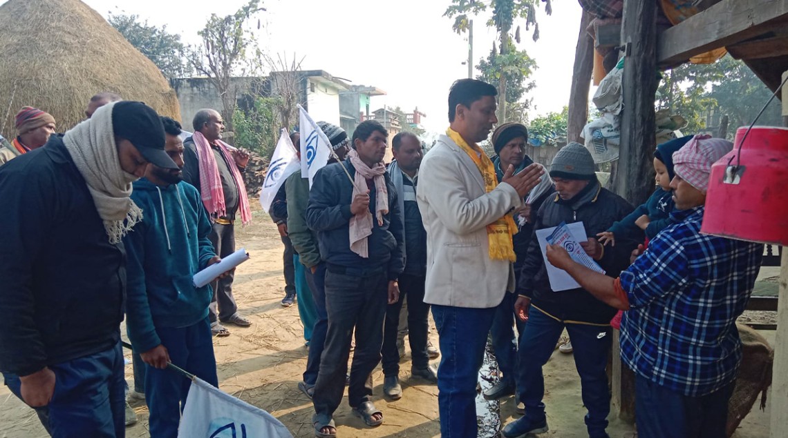 कोईलाभारमा अमिताभ बच्चनको घरदैलो: ‘आँखा’ चिन्हमा मतदान गर्न आग्रह