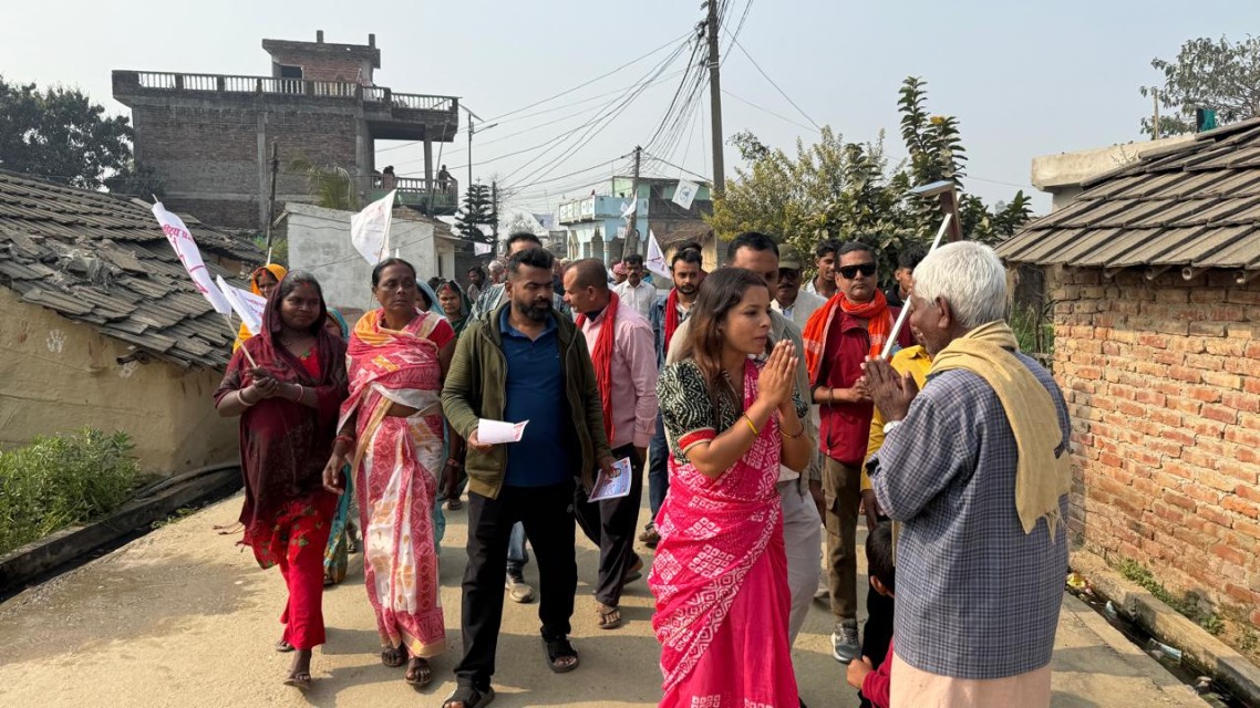 पर्सा–२: बिना जैसवाल कुर्मीको घरदैलो, मतदाता भेटघाटमा सक्रियता