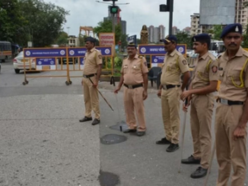 अहमदाबादका विद्यालयमा बमको धम्की, इमेलपछि त्रास फैलियो