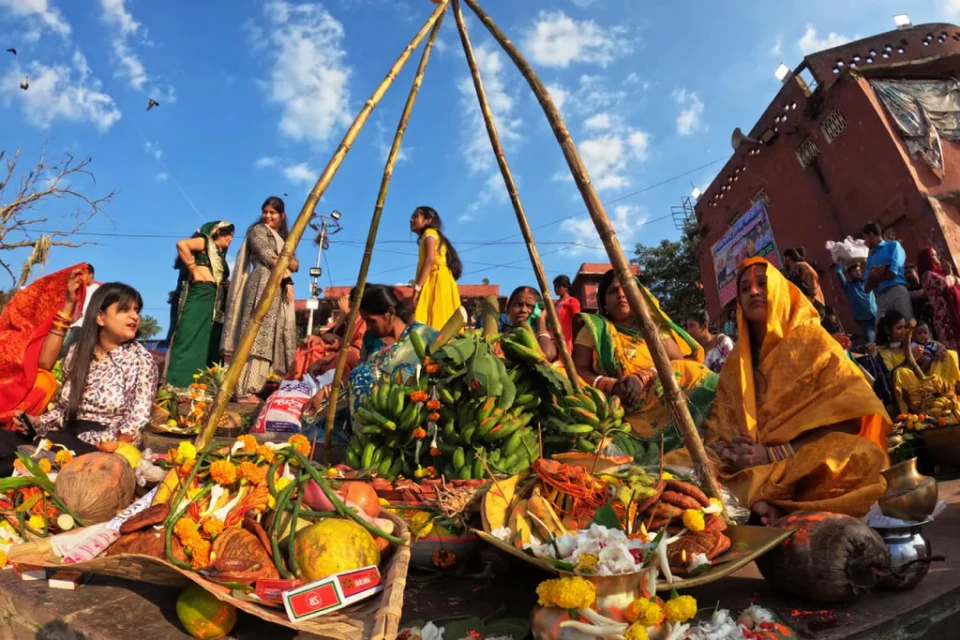 सूर्य उपासनाको पर्व छठ 