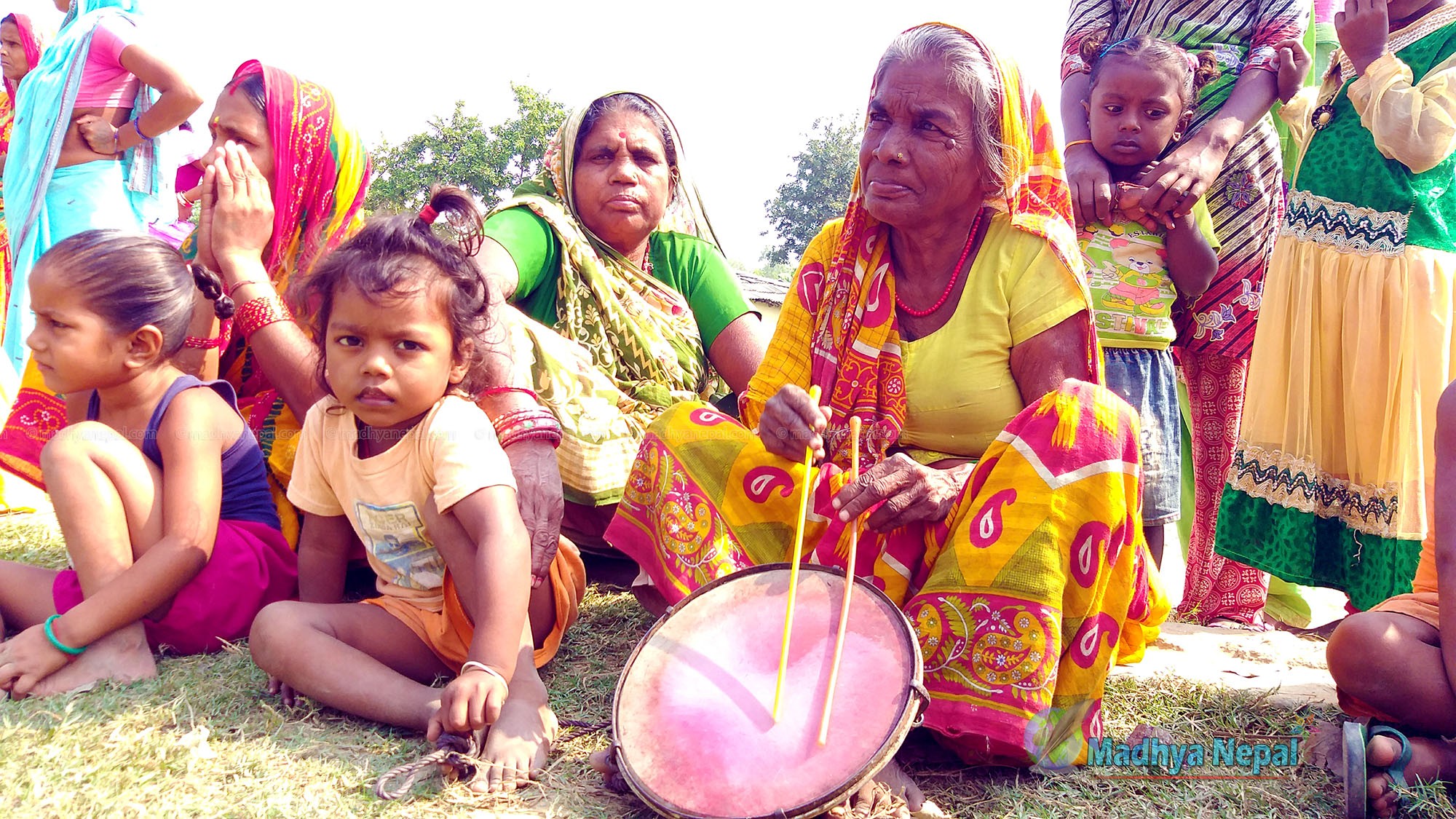 आधुनिकताले लोप हुँदै मौलिक बाध्ययन्त्र देवमतियापछि उनको विराशत धान्ने को ?