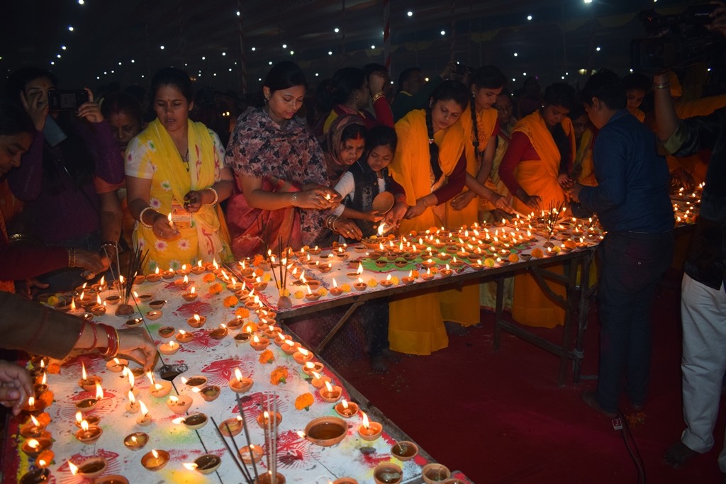 राष्ट्रको समृधिको लागी वीरगन्जवासीले अश्वमेध महायज्ञमा बाले लाखौ दियो