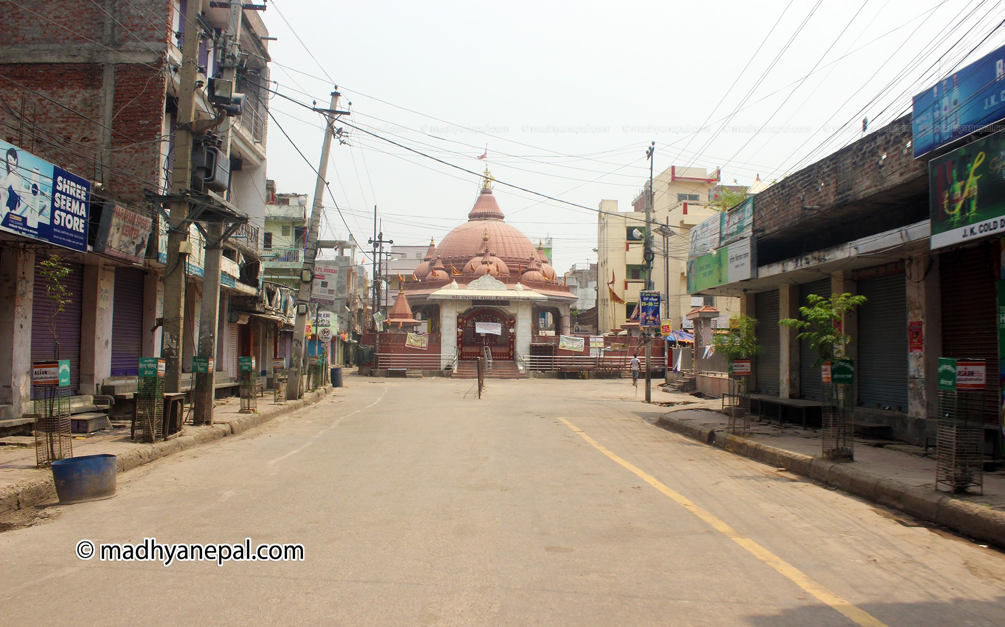 कोरोना संक्रमित फेला परेसंगै वीरगंज पुरै सुनसान फोटोहरु