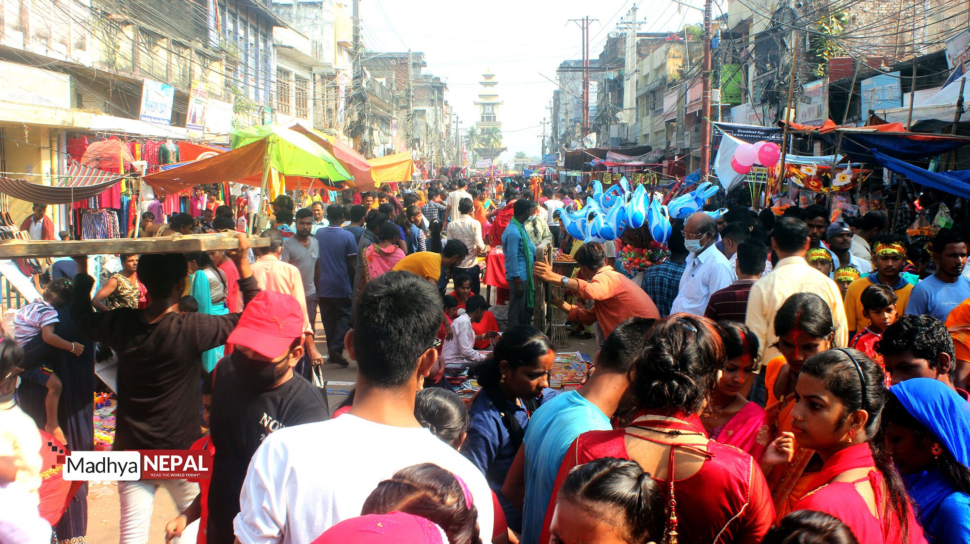 अष्टमीको अवसरमा वीरगंजमा सिमावर्ति क्षेत्रका दर्शनार्थीहरुको समेत भिडभाड, शक्तिपिठहरुमा *बलि दिईदै (फोटो फिचर)