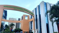 "केआईआईटी विश्वविद्यालयमा नेपाल सरकारले एनओसी दिन बन्द गरियोस्": सांसदहरूको माग