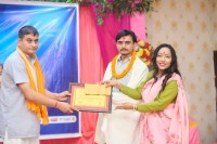 मध्य नेपाल अनलाइनका कपिल थापा सम्मानित