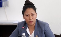 सांसद सुमना श्रेष्ठको टिप्पणी : "हेलिकप्टरबाट हेरेर मधेसमा पानी आउँदैन"