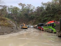 दाउन्ने खण्डमा सडक पुनः अवरुद्ध, आवागमन ठप्प