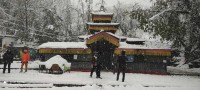 मुस्ताङमा बाक्लो हिमपात, पदयात्रा नगर्न प्रशासनको आग्रह