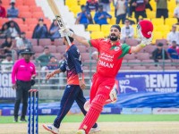 जतिन्दर सिंहको विष्फोटक शतक: नेपाललाई ओमानले दियो ३०६ रनको विशाल लक्ष्य
