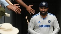 रोहित शर्माले टेस्ट क्रिकेटबाट सन्यास घोषणा गरे, इंग्ल्यान्ड भ्रमण अघि भारतको कप्तानीमा बदलाव
