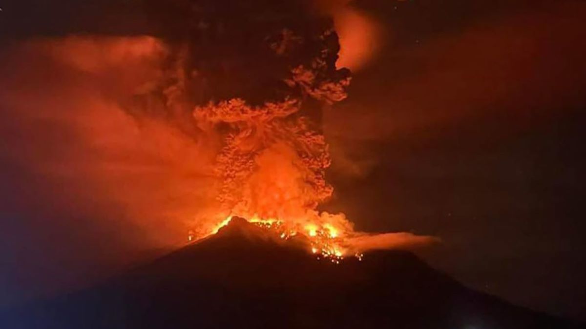 ज्वालामुखी विस्फोट हुँदा ११ हजारभन्दा बढी विस्थापित