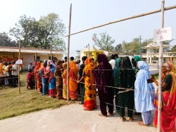 देशभर मतदान सुस्त: ४ घण्टामा १० प्रतिशत मात्रै मत खस्यो