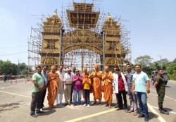वीरगञ्जमा अक्षरधाम मन्दिर निर्माण गर्ने मेयर सिंहको तयारी, गुजरात र कोलकाताबाट आएका सन्तहरुलाई स्वागत