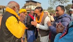 अशोक टेमानीको घरदैलो अभियानः ग्रामीण भेगमा मतदातासँग प्रत्यक्ष संवाद