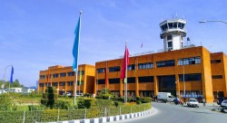 त्रिभुवन विमानस्थलको अध्यागमन कार्यालयमा अख्तियारको छापा