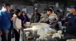 वीरगन्जका बेकरी उद्योगमा खलबली: फोहोर, म्याद गुज्रिएका पाउरोटीदेखि अनियमितता थुप्रै फेला