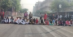 मधेस प्रदेशमा ७ दलीय गठबन्धनको धर्ना आज पनि जारी