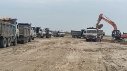 बकैया खोलाबाट  अवैध उत्खनन् गर्ने ३ वटा ट्रीपर  नियन्त्रणमा