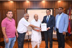 रुङ्गटा ग्रुपद्वारा दैवी प्रकोप उद्धार कोषमा २ करोड १ लाख सहयोग
