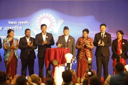 नेकपा एमालेले सार्वजनिक गर्यो चुनावी घोषणापत्र (पूर्णपाठसहित)