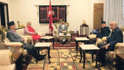 राष्ट्रपति, प्रधानमन्त्री र दल प्रमुखबीच ऐतिहासिक छलफल: निर्वाचन तयारीतर्फ पहिलो संयुक्त संवाद