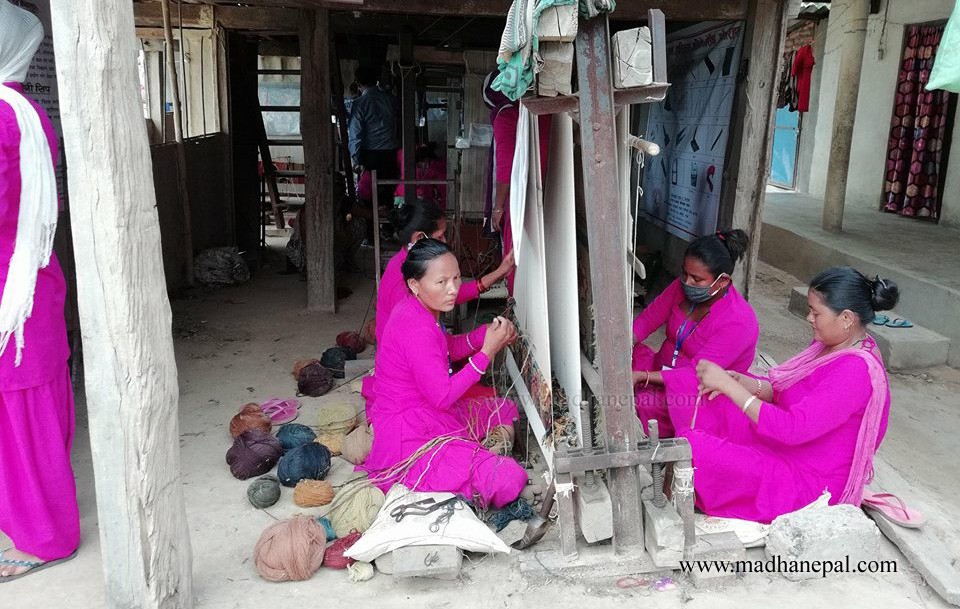 महिला अवसर र चुनौतिको सामना गर्न तत्पर छन्