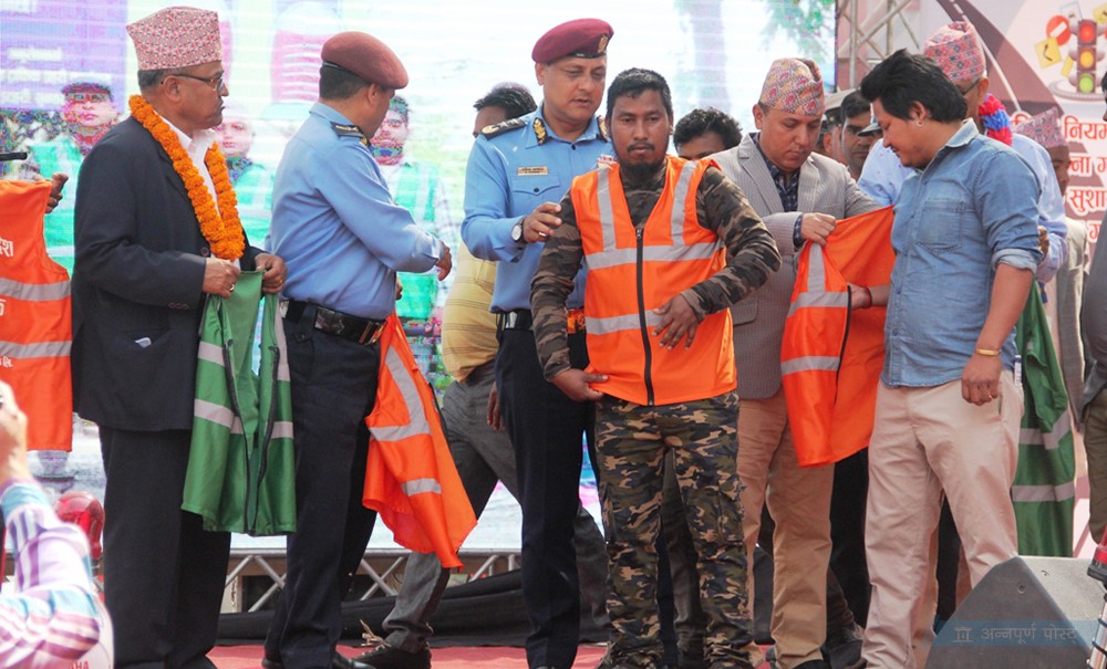 प्रविधिको प्रयोगले सडकमा प्रहरीको उपस्थिति न्यूनिकरण गरिने : प्रहरी महानिरीक्षक सर्वेन्द्र खनाल