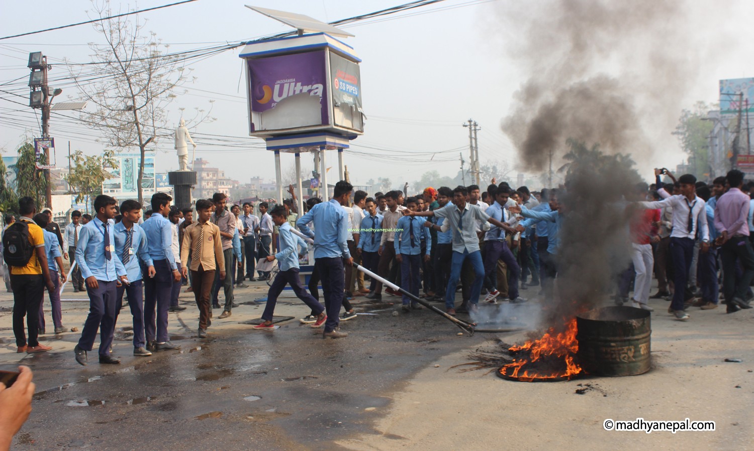 एसईईका विद्यार्थी आन्दोलित