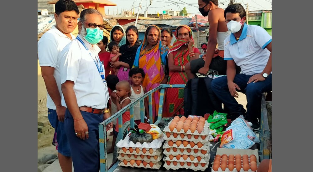 गर्भवती तथा सुत्केरी आमालाई राहत वितरण