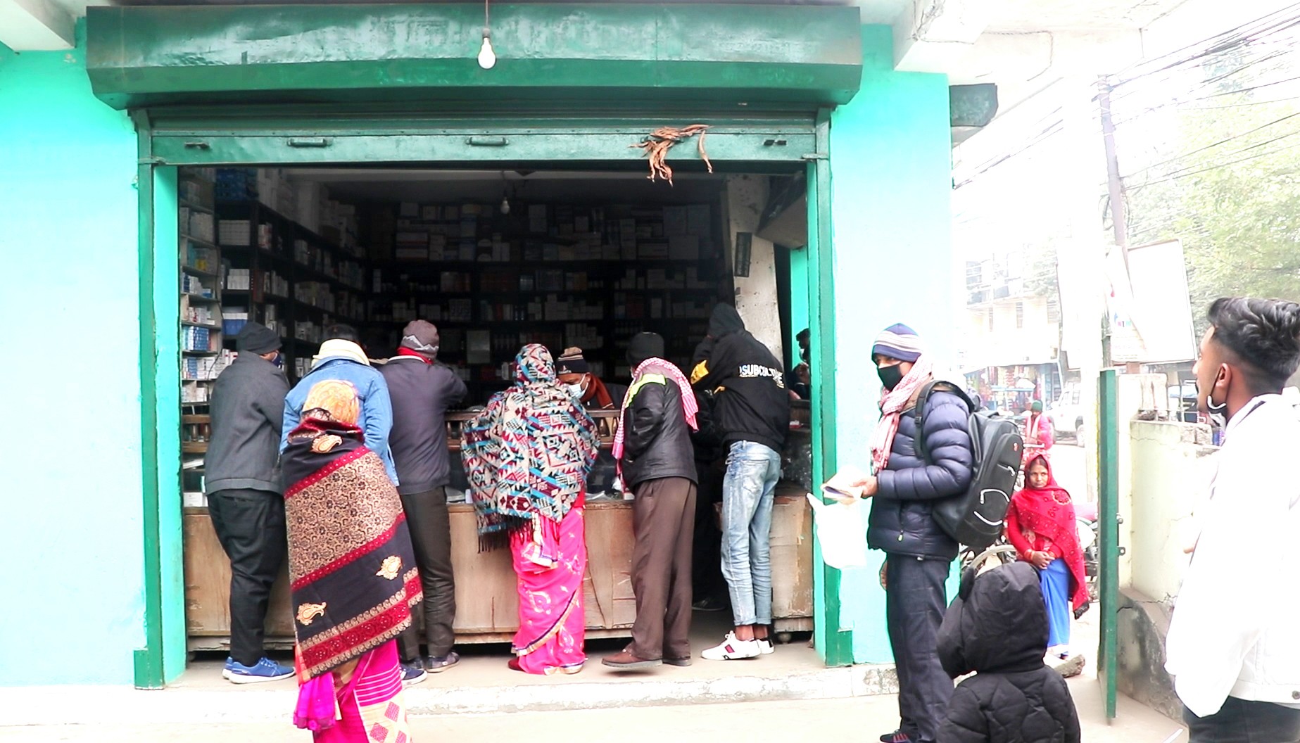 २६ वर्षदेखी विना भुक्तानी अवैध तरिकाले अस्पताल हाताभित्र साझा फार्मेसी सञ्चालन, सम्बन्धित निकाय गैर जिम्मेवार हुदाँ अस्पताल फार्मेसी धारासायी