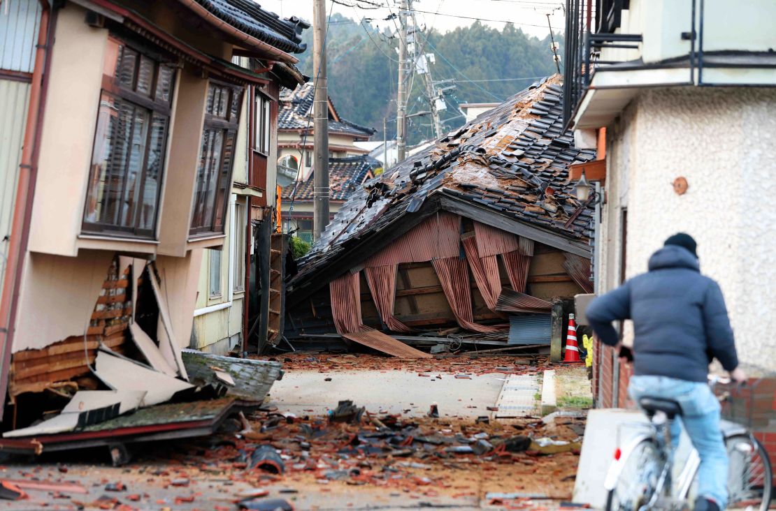 जापानमा भूकम्पमा परी मृत्यु हुनेको सङ्ख्या २०० नाग्यो