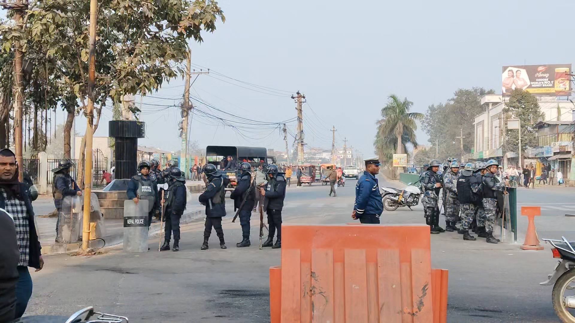 सुरक्षा जोखिम कायमै भएपछि वीरगन्जमा कर्फ्यु थप, उल्लङ्घन गरे कडा कारबाही