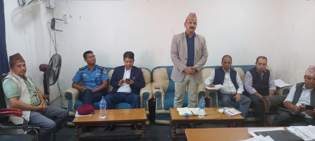रौतहटका केही नपाले नातेदारको पक्षमा तेल कुपन बाडेको आरोप