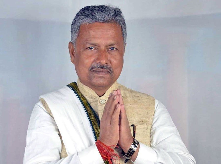 नेपाली कांग्रेसद्वारा बारा जिल्ला सभापति राजेश राय यादव निलम्बित