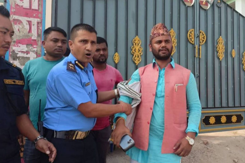 निर्वाचन क्षेत्र नम्बर ४ को निर्वाचन कार्यालयमा तालाबन्दी गर्ने वडा अध्यक्ष पक्राउ 