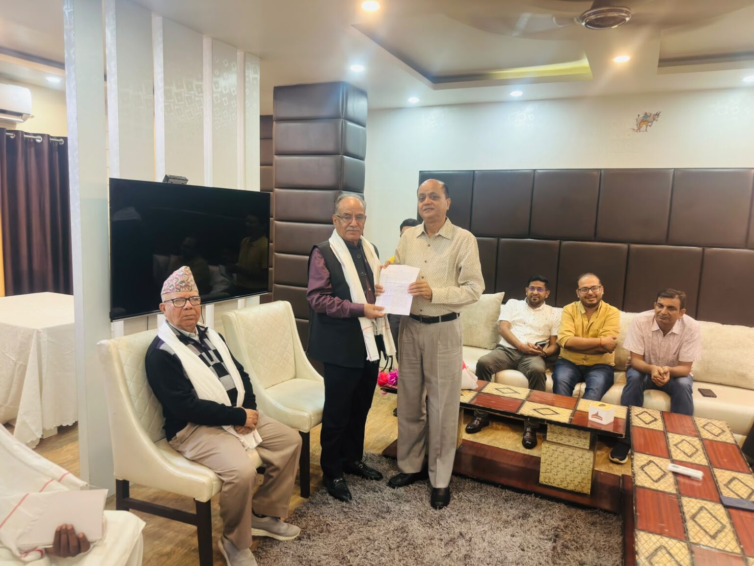 जनताको मन जित्ने काममा लाग्न कार्यकर्तालाई नेता नेपालको आह्वान 