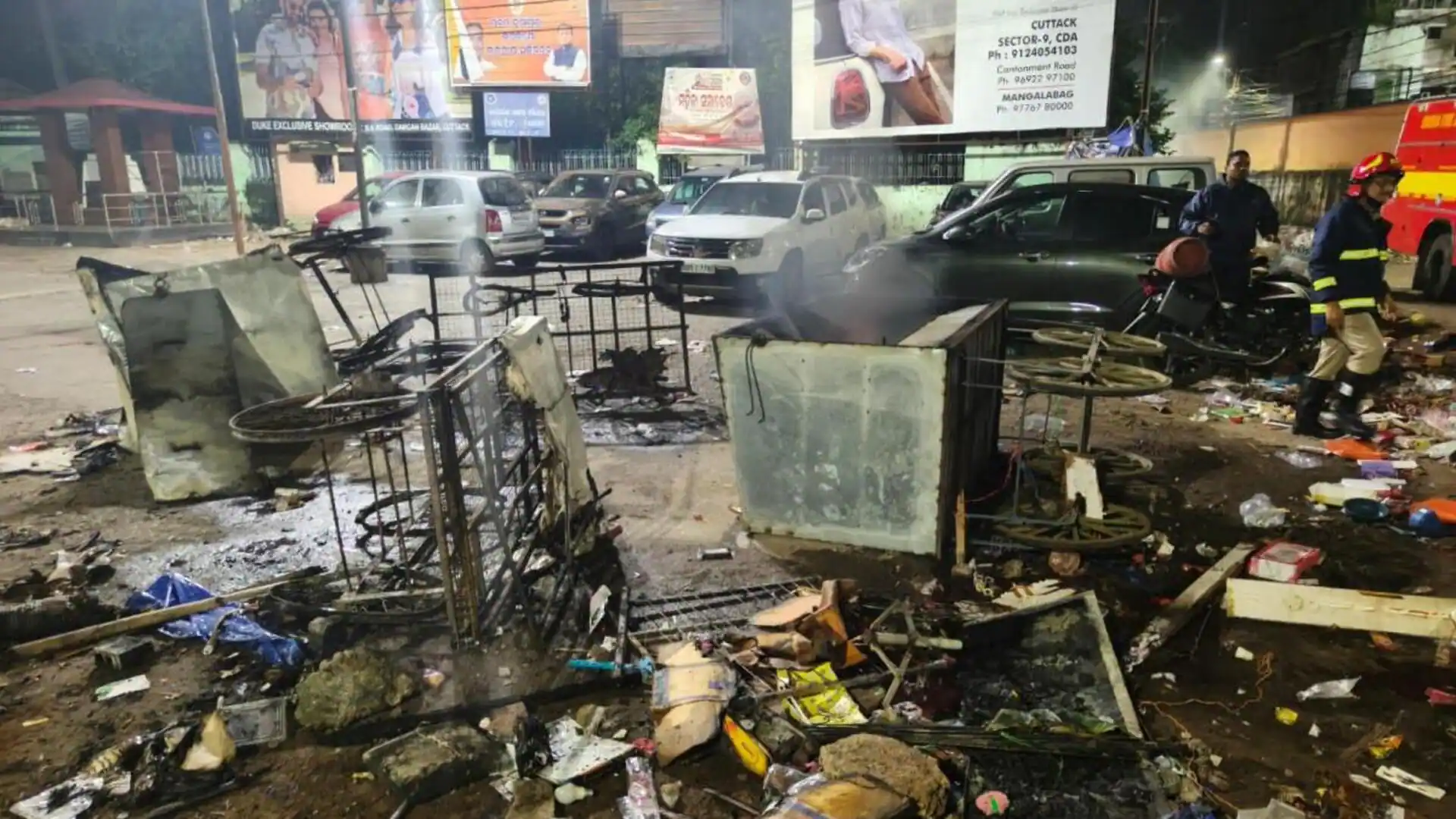 ओडिशामा दुर्गा पूजाको विसर्जनमा हिंसा, ३६ घण्टे कर्फ्यु र इन्टरनेट बन्द