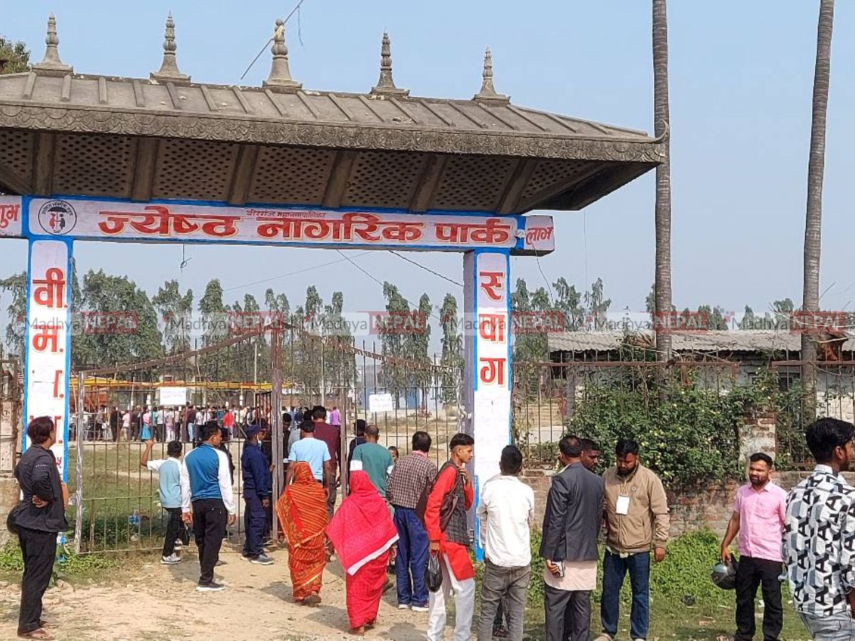 पर्सामा मतदानको रफ्तार: दिउँसो २ बजेसम्म ४१ प्रतिशत मत खस्यो, क्षेत्र नं. ४ सबैभन्दा अगाडि