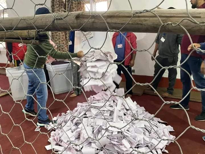 उदयपुर–१ प्रतिनिधि सभा प्रत्यक्षतर्फको मतगणना रोकिएको बोलाइयो बैठक