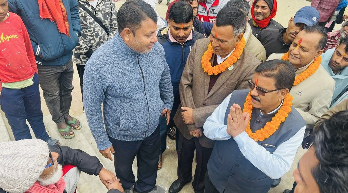 जसपा नेपालका उम्मेदवार रामनरेश यादवद्वारा वीरगञ्जको नगवामा सम्पर्क कार्यालय उद्घाटन र घरदैलो