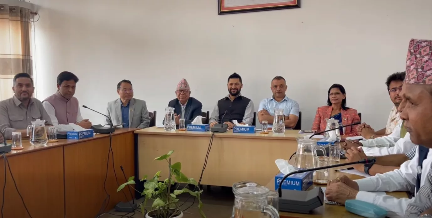 सिंहदरबारमा सर्वदलीय बैठक सुरु, उच्चस्तरीय राजनीतिक संयन्त्र गठनबारे छलफल