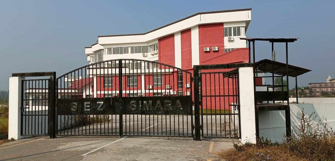सिमरा सेजको सार्वजनिक माटो र बालुवा चोरने लाई कारवाहि प्रहरीलाई पत्राचार