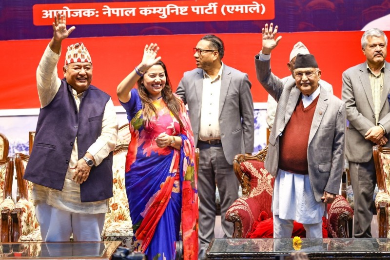 चार वर्षपछि रामकुमारी झाँक्री र कृष्णकुमार श्रेष्ठ एमालेमा फर्किए