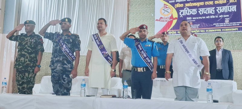 “सुरक्षित यात्राका लागि जनचेतना अनिवार्य” पर्सामा ट्राफिक सप्ताह सम्पन्न