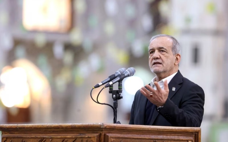 इजरायल र अमेरिकाविरुद्ध बदला लिनु इरानको ‘वैध अधिकार’ : राष्ट्रपति पेजेशकियन