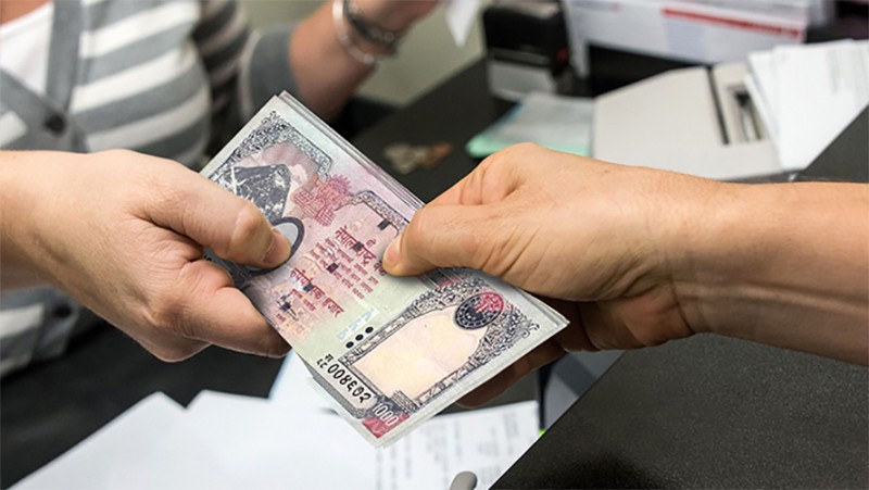 अब बैंकहरू सातामा ५ दिन मात्र खुल्ने: बिहान ९ बजेदेखि नै कारोबार सुरु