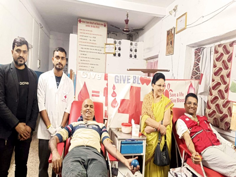 नेपाल रेडक्रस सोसाइटी पर्सा शाखाको ६१ औं स्थापना दिवसमा रक्तदान कार्यक्रम सम्पन्न